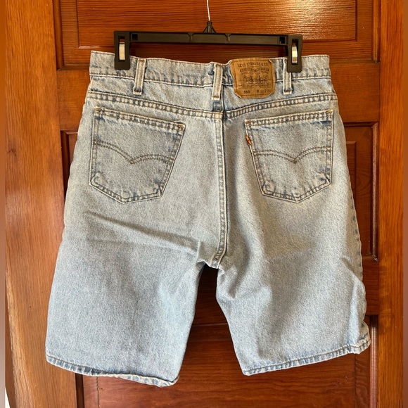Levi W33 L00 Light-wash Jean Shorts - Picture 4 of 4